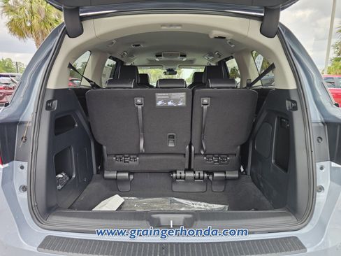 New 2026 Honda Odyssey Touring image 12