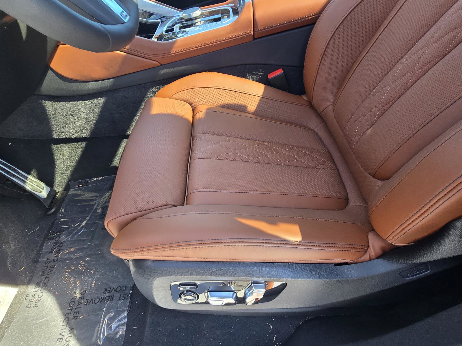 New 2027 BMW X6 xDrive40i w/ Climate Comfort Package AWD/4WD image 17