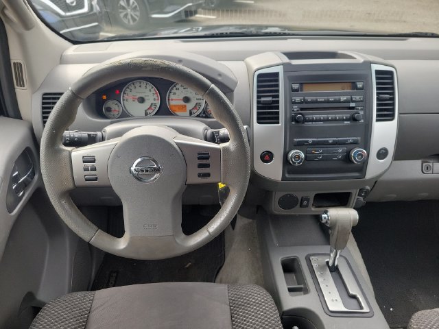 Used 2012 Nissan Frontier SV w/ Sport Appearance Pkg RWD image 13