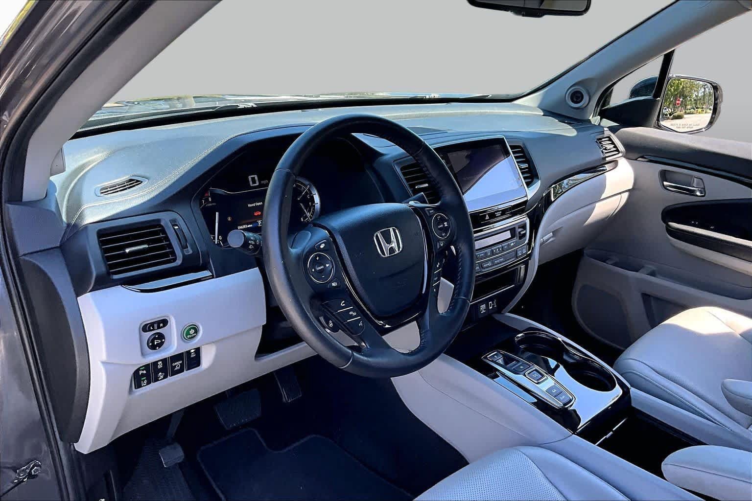 Used 2020 Honda Ridgeline RTL-E image 18