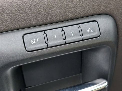 Used 2018 GMC Sierra 1500 Denali w/ Denali Ultimate Package image 11