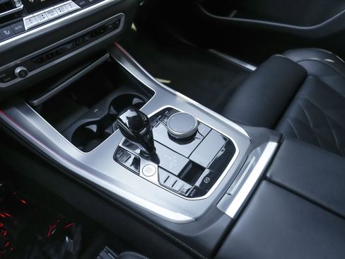 Used 2023 BMW X5 sDrive40i w/ Premium Package image 10