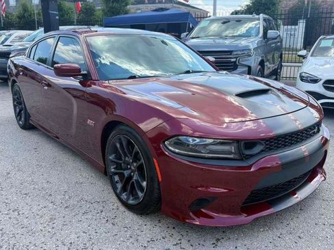 Used 2020 Dodge Charger Scat Pack w/ Plus Group RWD image 2