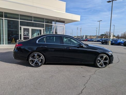 Used 2022 Mercedes-Benz C 300 Sedan image 2