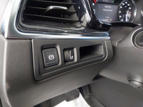 Used 2022 Cadillac XT5 Premium Luxury w/ LPO, Floor Liner Package image 24