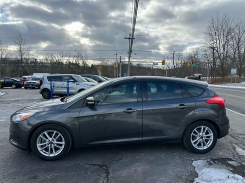 Used 2015 Ford Focus SE image 8