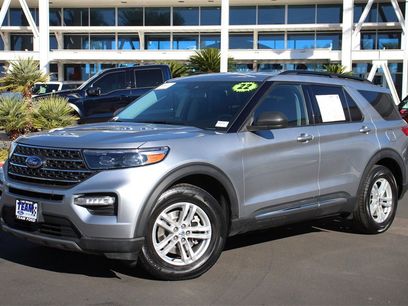 Certified 2022 Ford Explorer XLT w/ Equipment Group 202A