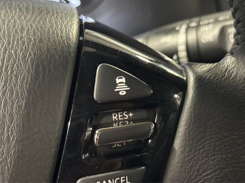 Used 2021 Nissan Armada SV image 26