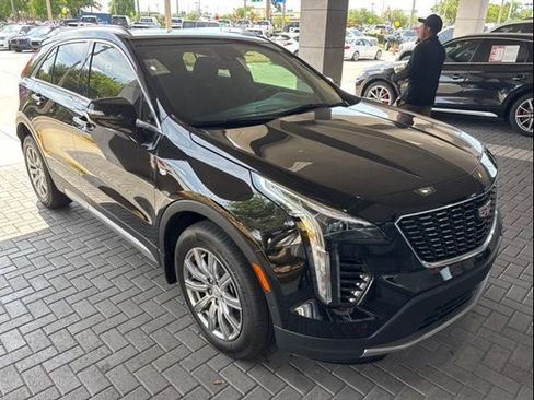 Certified 2022 Cadillac XT4 Premium Luxury w/ Enhanced Visibility Package AWD/4WD image 1