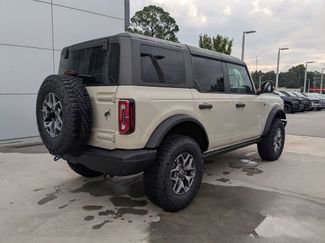 New 2025 Ford Bronco Badlands video 4