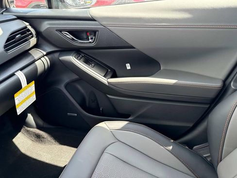 New 2025 Subaru Crosstrek 2.5i Limited w/ Popular Package #3A image 22