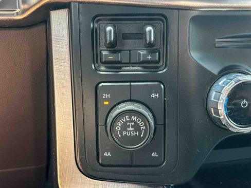 Used 2023 Ford F150 King Ranch w/ Equipment Group 601A High AWD/4WD image 34