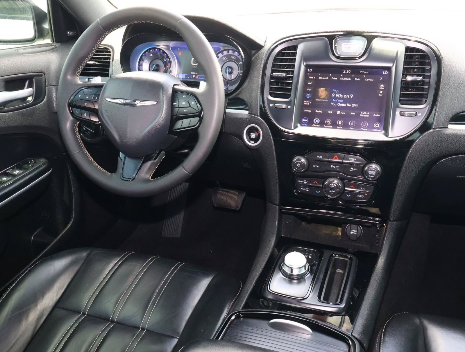 Used 2023 Chrysler 300 S RWD image 10