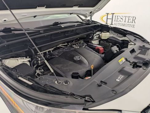 Used 2021 Toyota Highlander XSE AWD/4WD image 39