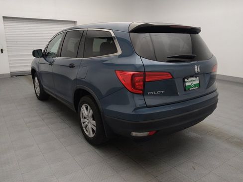 Used 2017 Honda Pilot LX image 5