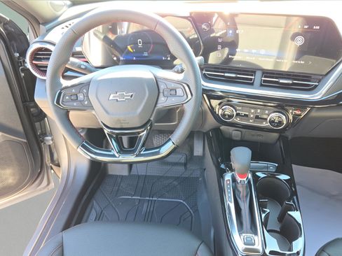 New 2026 Chevrolet Trax RS w/ Driver Confidence Package image 19