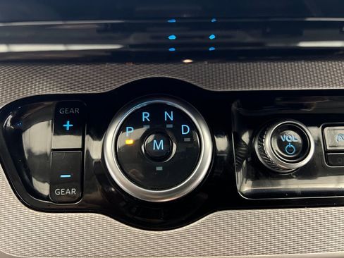 Used 2025 Ford Expedition Max Active image 65