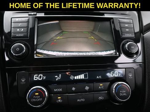 Used 2022 Nissan Rogue Sport SV AWD/4WD image 37
