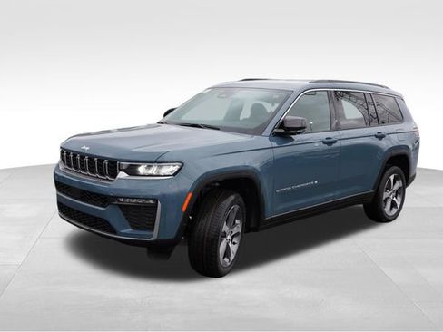 New 2026 Jeep Grand Cherokee L Limited AWD/4WD image 7