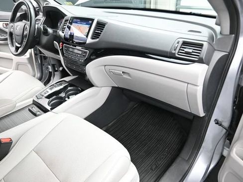 Used 2016 Honda Pilot Elite image 33