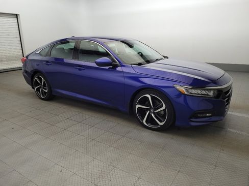 Used 2018 Honda Accord Sport image 11