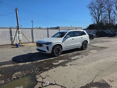 New 2026 Volvo XC90 B6 Plus w/ Protection Package Premier