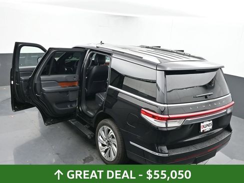 Used 2024 Lincoln Navigator Premiere image 65