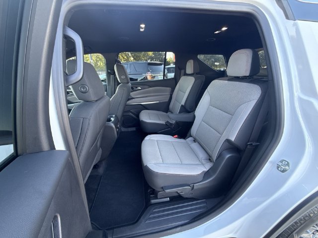 Used 2026 Chevrolet Traverse LT w/ Driver Confidence Package FWD image 26