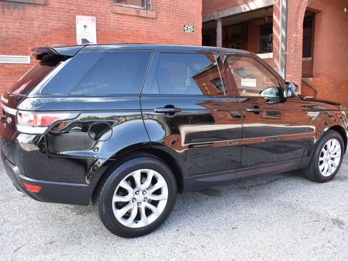 Used 2016 Land Rover Range Rover Sport HSE AWD/4WD image 2