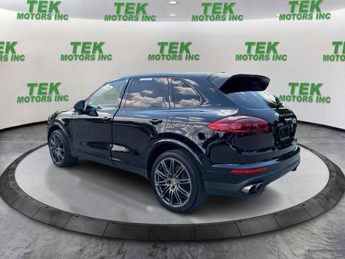 Used 2017 Porsche Cayenne S Platinum w/ Premium Package (PJW) AWD/4WD image 9