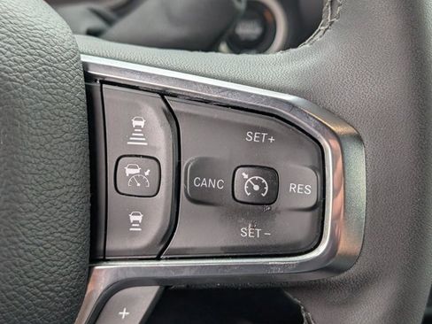 Used 2026 RAM 2500 Laramie AWD/4WD image 18