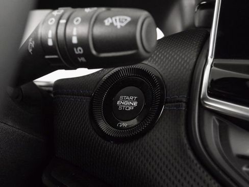 New 2026 Jeep Compass Latitude image 26