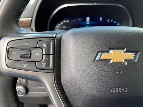 Used 2024 Chevrolet Tahoe Premier AWD/4WD image 25
