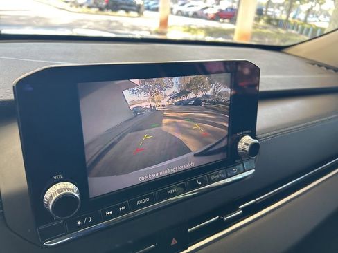 Used 2022 Mitsubishi Outlander ES image 10