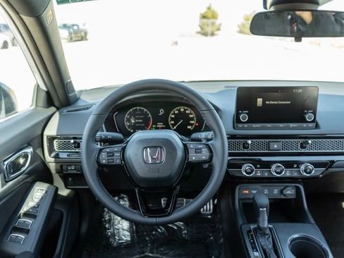 Used 2024 Honda Civic Sport image 11