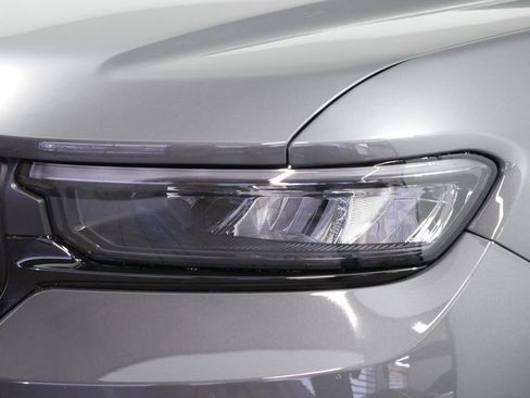 Certified 2024 Jeep Grand Cherokee Altitude image 20