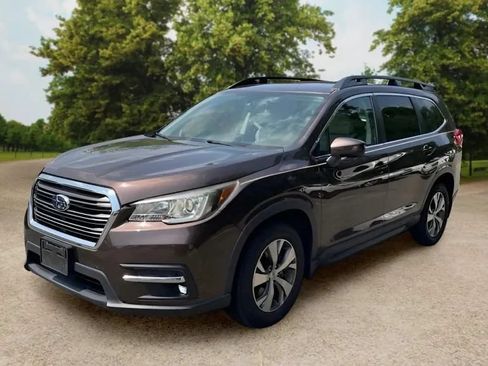 Used 2019 Subaru Ascent Premium AWD/4WD image 4