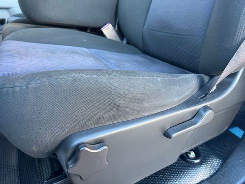 Used 2011 GMC Sierra 2500 W/T image 11