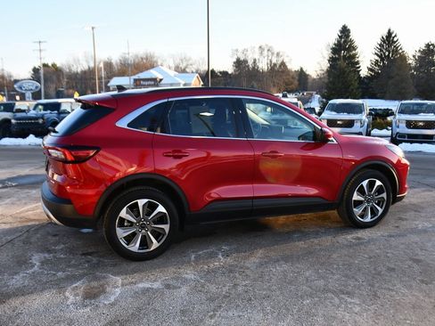 Used 2024 Ford Escape Platinum image 7