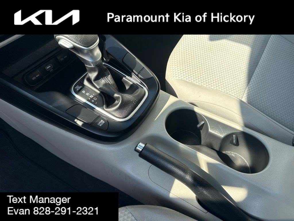Used 2020 Kia Soul LX FWD image 22