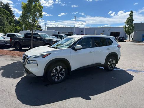 Used 2023 Nissan Rogue SV AWD/4WD image 1