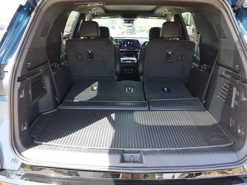 New 2026 Chevrolet Traverse RS AWD/4WD image 44