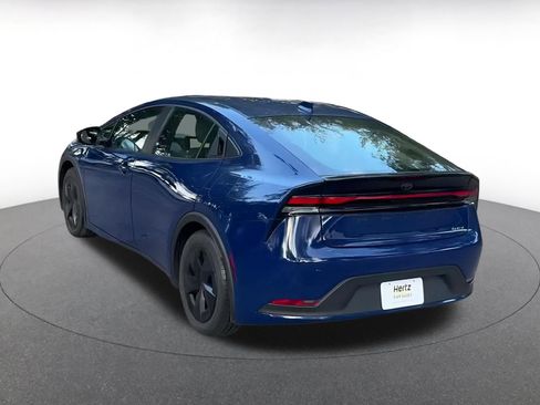 Used 2025 Toyota Prius LE image 11