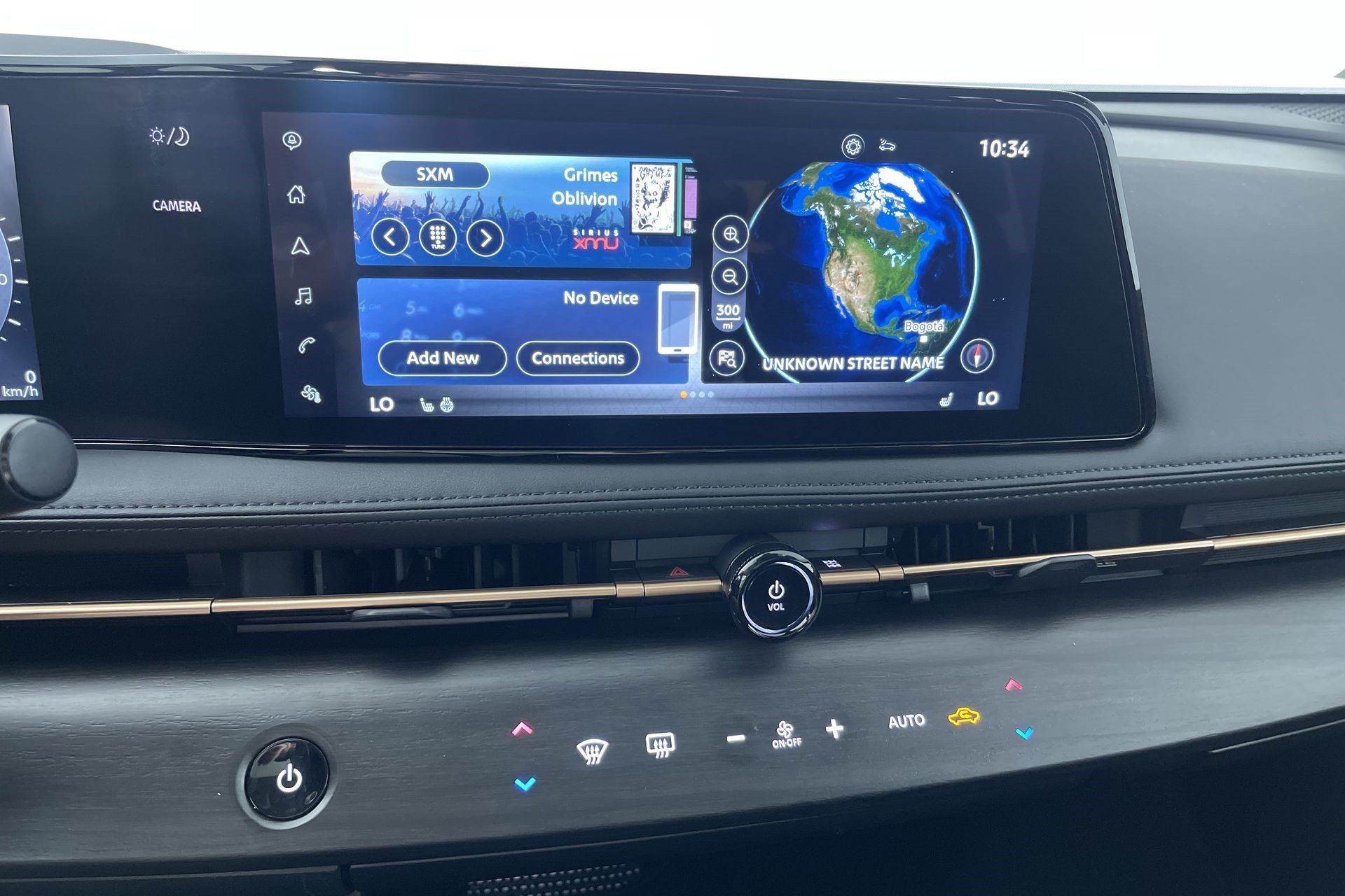 Certified 2024 Nissan Ariya AWD image 18