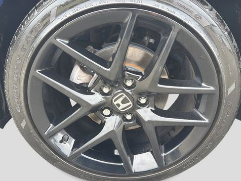 Used 2024 Honda Civic Sport image 14