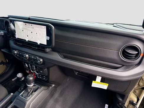 New 2026 Jeep Gladiator Mojave AWD/4WD image 32