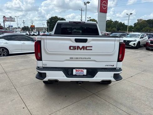 Used 2021 GMC Sierra 1500 AT4 w/ AT4 Premium Package AWD/4WD image 6