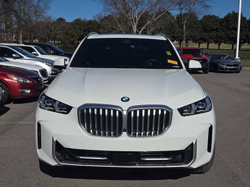 Used 2024 BMW X5 xDrive40i w/ Premium Package image 10