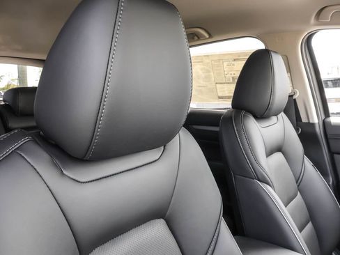 Used 2025 MAZDA CX-5 AWD 2.5 S w/ Select Package image 37