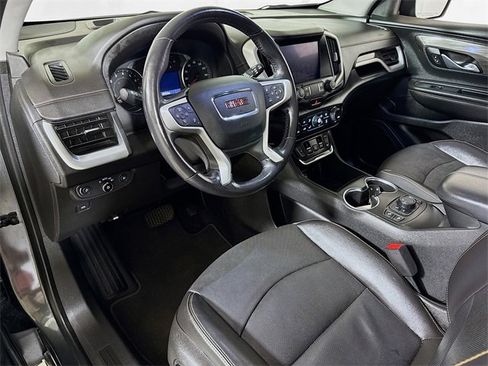 Used 2021 GMC Terrain SLT image 7